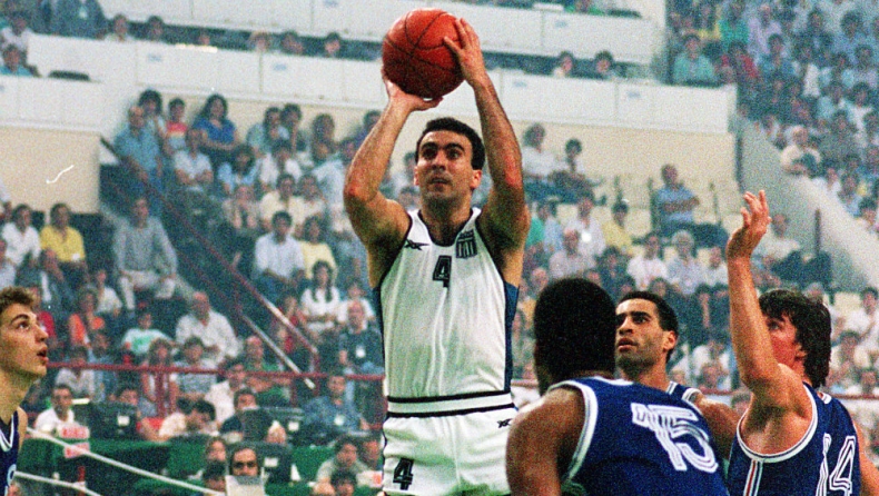 Ο Γκάλης πάνω από τον Ντουράντ και τον Νοβίτσκι (vid)