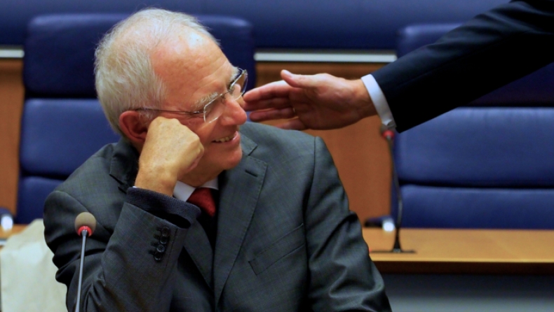 Ο Σόιμπλε ονειρεύεται να σηκώσει Μουντιάλ η Γερμανία