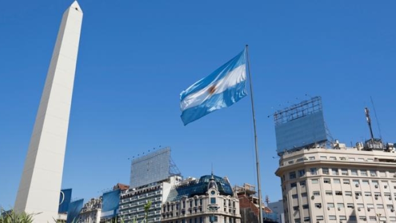 Χιλιάδες άνθρωποι διαδήλωσαν ενάντια στην προσφυγή της Αργεντινής στο ΔΝΤ