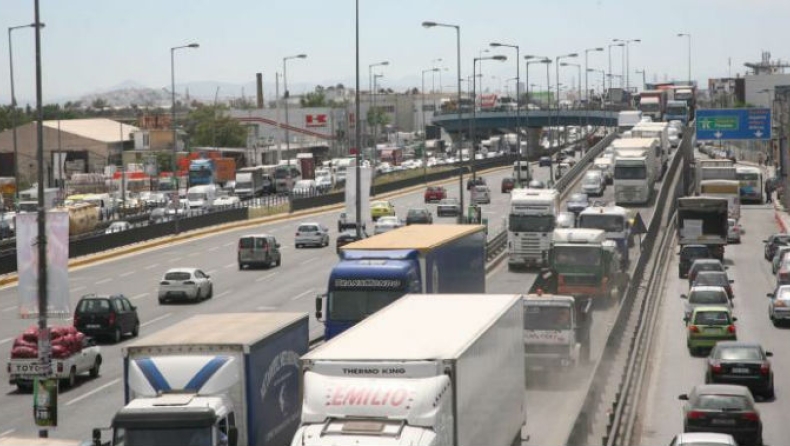 Το αλκοόλ στο αίμα «καίει» τον οδηγό της νταλίκας