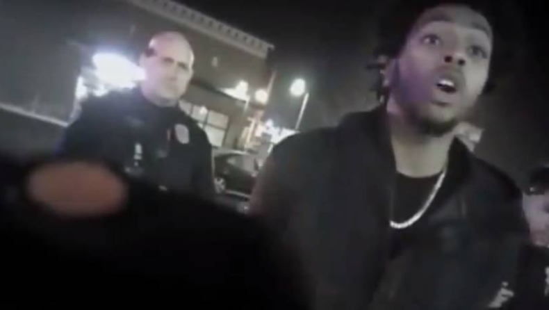 Στη δημοσιότητα το «video της ντροπής» από την αστυνομία του Μιλγουόκι! (vids)