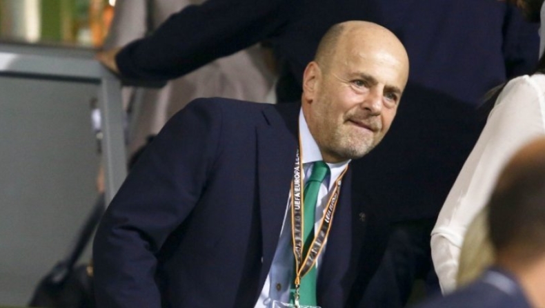 Χωρίς προπονητή, περιμένοντας τον Αλαφούζο