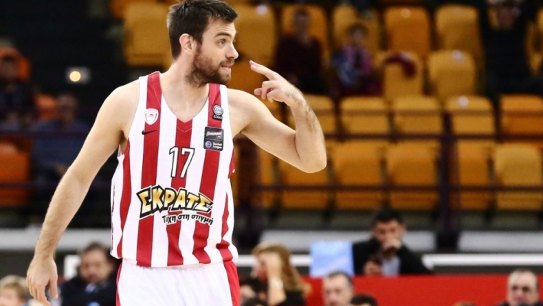 Ο Μάντζαρης ξεπέρασε τον Ρίβερς στα κλεψίματα!