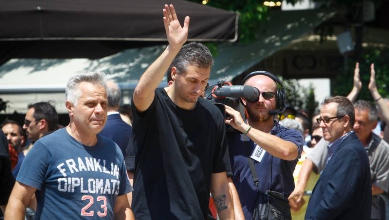 Το «αντίο» της αθλητικής και πολιτικής σκηνής στον Παύλο Γιαννακόπουλο (pics)
