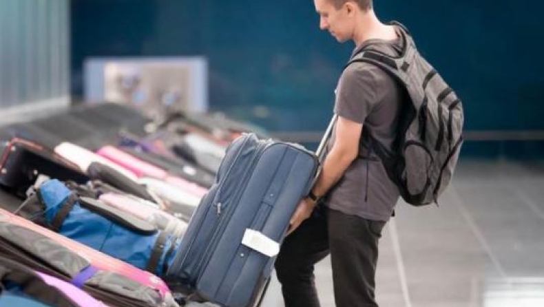 Ο καλύτερος τρόπος για να μη χάνετε τη βαλίτσα σας στο αεροδρόμιο! (pics)