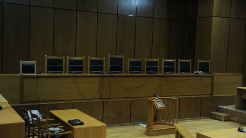 Έκανε μήνυση στην πρώην του, επειδή του χάλασε την καριέρα
