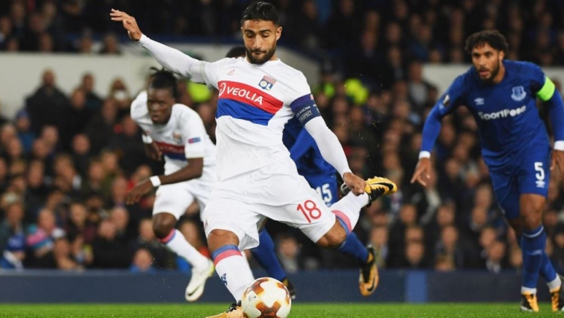 Πλησιάζει σε Φεκίρ η Λίβερπουλ