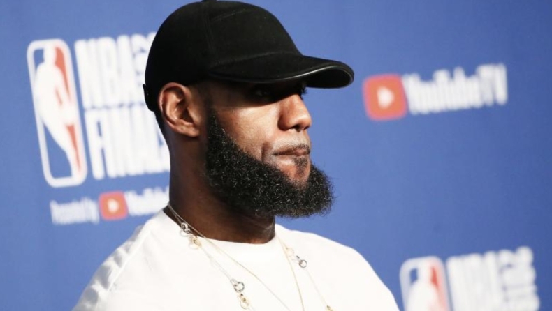 «Σκέφτηκε πολύ τους Σίξερς ο ΛεΜπρον»