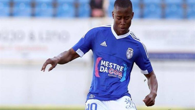 Εφερε Κακούμπα ο ΠΑΣ