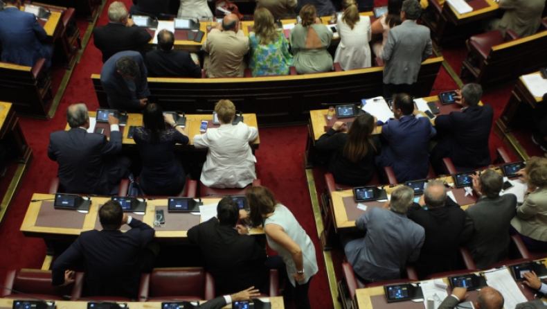 Με 241 ψήφους ψηφίστηκε η κατάτμηση της Β' Αθήνας: Πέρασε ο «Κλεισθένης»