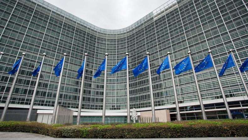 Ευρωπαϊκή Ένωση για τις παρακολουθήσεις στην Ελλάδα: «Παρακολουθούμε στενά το θέμα»