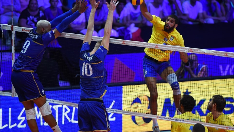 Μπλοκ και στην μούρη του διαιτητή! (vid)