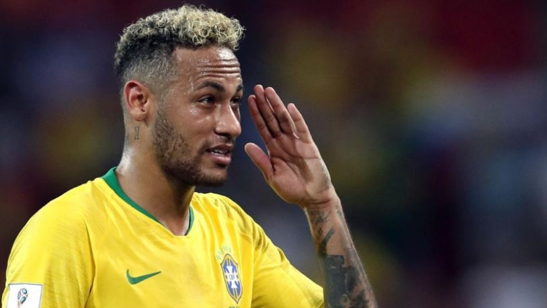 Μετά το κράξιμο, ο Νεϊμάρ άλλαξε ξανά το μαλλί (pics)