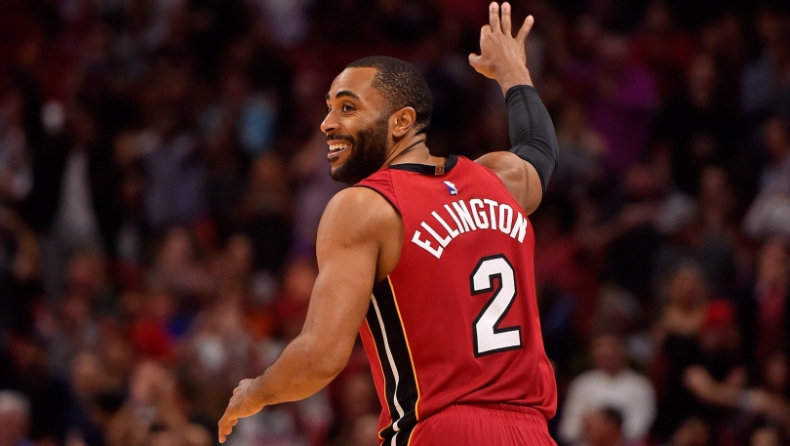 Ανανέωσε με Χιτ ο Έλινγκτον