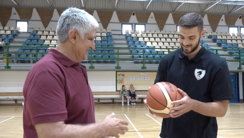 H επίσκεψη του Παπαπέτρου στην Ακαδημία του Παναγιώτη Γιαννάκη! (gTV)