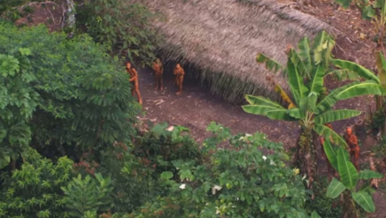 Drone εντόπισε μέλη μίας από τις 11 απομονωμένες φυλές του Αμαζονίου (pics & vid)