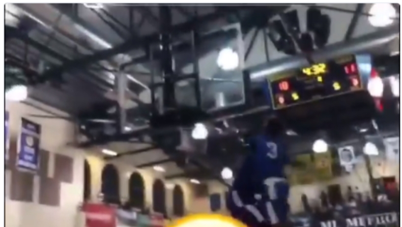 Απίστευτο... πόστερ του Τζόουνς στον Ντράμοντ! (vid)