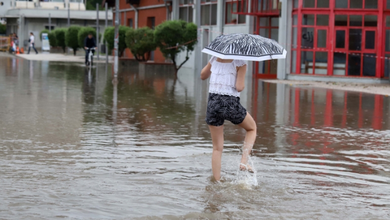 Σύστημα έγκαιρης προειδοποίησης για έντονα πλημμυρικά φαινόμενα προωθεί η Περιφέρεια Αττικής