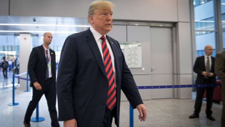 Παραδόθηκε στο FBI o πρώην δικηγόρος του προέδρου Τραμπ