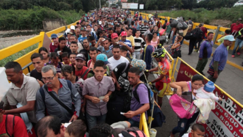 Το Περού σκληραίνει τη στάση του στα σύνορα με την Βενεζουέλα