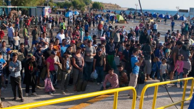 Πάνω από 10.000 πρόσφυγες εγκλωβισμένοι στη Λέσβο