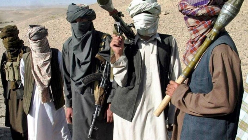 Οι Ταλιμπάν κατέλαβαν στρατιωτική βάση κι ολόκληρη επαρχία του Αφγανιστάν