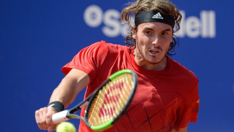 Εξαλλος ο Τσιτσιπάς, χτυπάει το κεφάλι του! (vid)