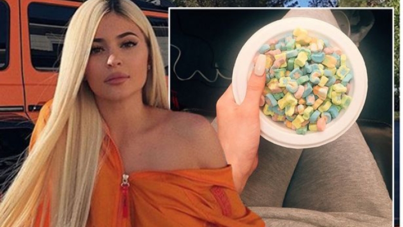 Η Kylie Jenner ζει σε... άλλο κόσμο και οι followers της τη «γλέντησαν» (pics)