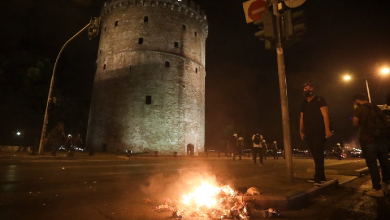 Μπουτάρης για τα επεισόδια: «Η χθεσινή μέρα ήταν καταστροφική για την εικόνα της Θεσσαλονίκης» (pics)
