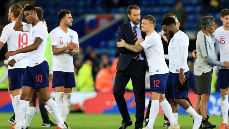 Φωνές και ένταση στ' αποδυτήρια της Αγγλίας στο ημίχρονο με Ελβετία!