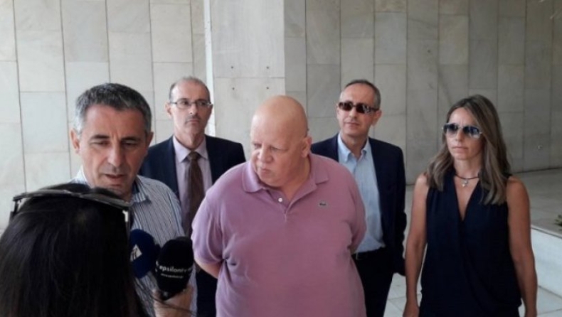 Ελεύθεροι οι δημοσιογράφοι της εφημερίδας «Φιλελεύθερος»