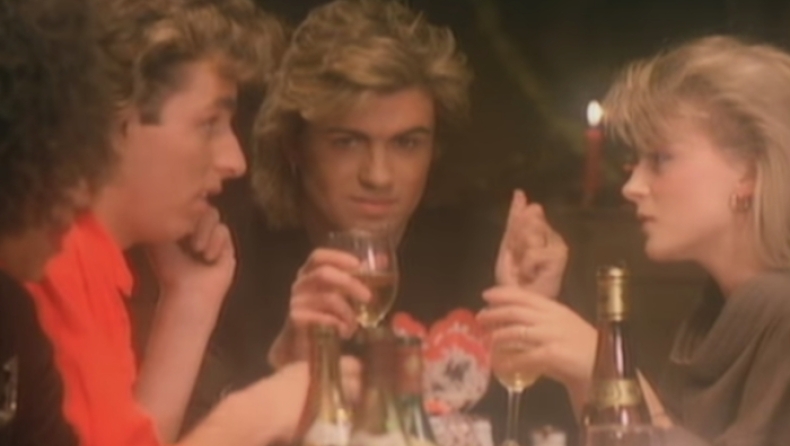 Είναι αλήθεια! Με το πρώτο κρύο αρχίσαμε να ακούμε το "Last Christmas" (pic & vid)