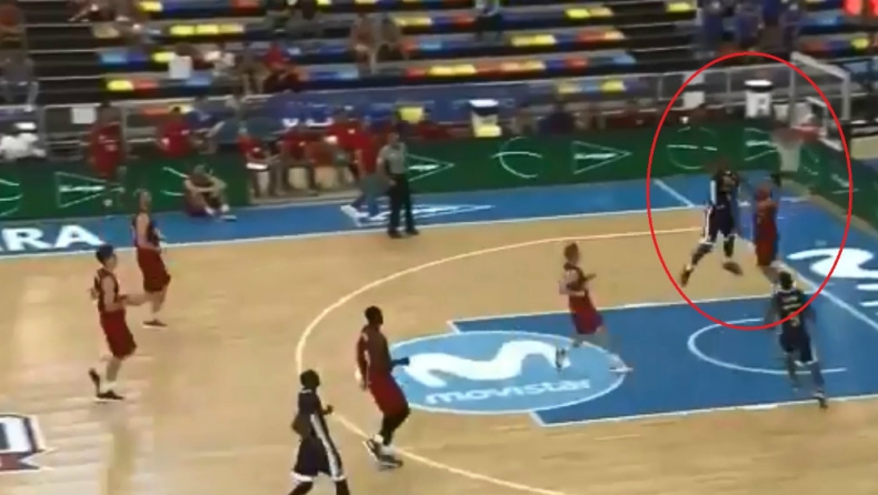 Η καρφωματάρα του Σόκο! (vid)