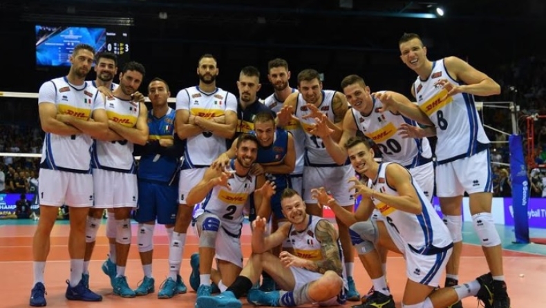 Με περίπατο τέσσερα στα τέσσερα οι Ιταλοί