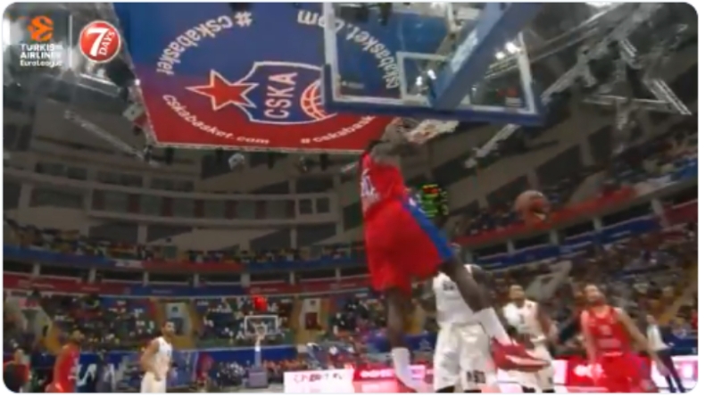 Σέρχιο υψώνει, Χάντερ «απογειώνεται»! (vid)