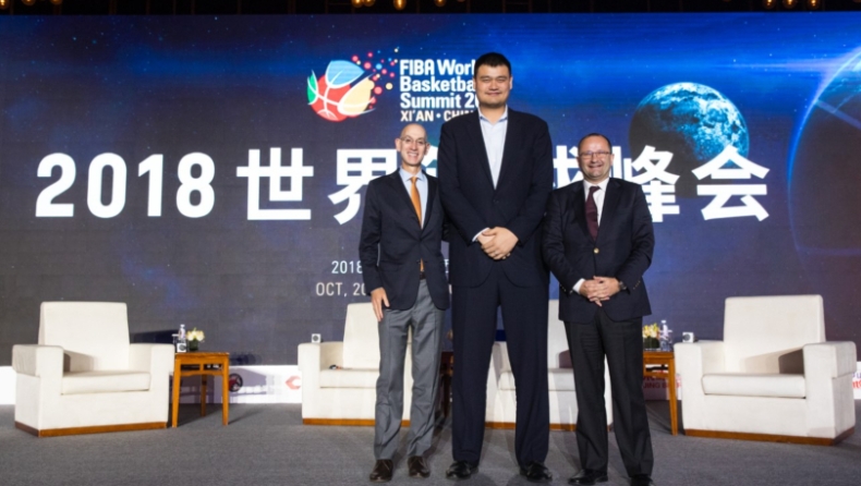 Η ιστορική φωτογραφία στο Summit της FIBA (pics)