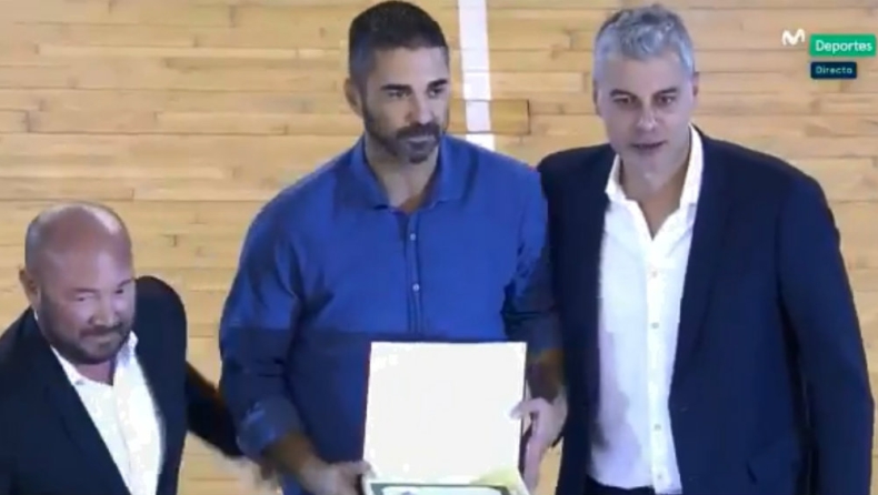 Αποθέωση σε κάθε γήπεδο για τον Ναβάρο! (vid)