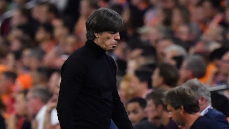 Σε κίνδυνο ο Λεβ στον πάγκο της Γερμανίας