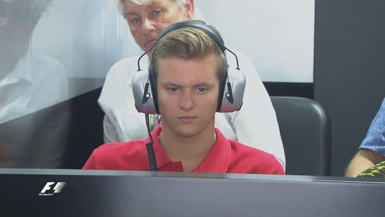 Χάμιλτον: «Ο Μικ Σουμάχερ θα τρέξει 100% στη Formula 1»