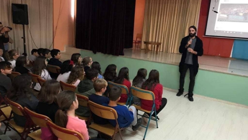 Ξανά στο σχολείο του ο Γιώργος Σαμαράς (pics & vid)