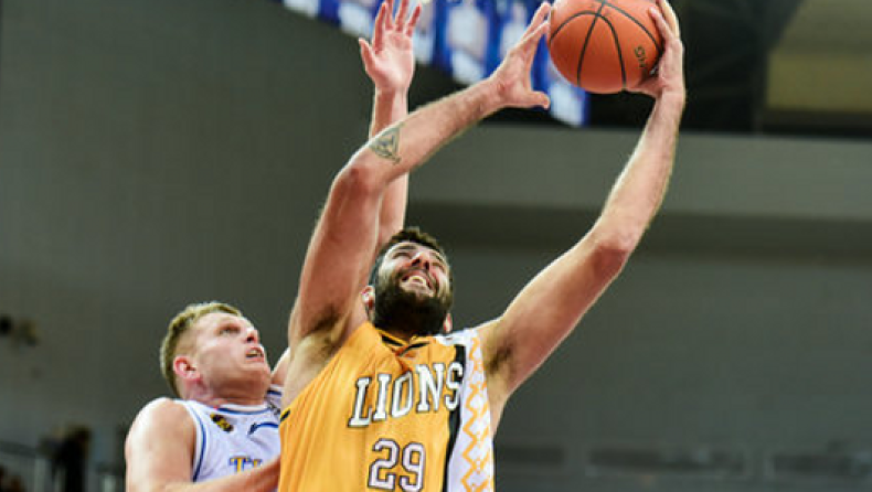 Εντυπωσιακός ο Μπουρούσης και νίκη για τους Lions!