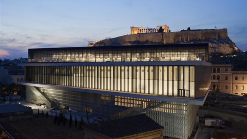 Βρετανικά ΜΜΕ: «Το Μουσείο της Ακρόπολης είναι ιδανικό για να εκτεθούν τα γνήσια μάρμαρα του Παρθενώνα»