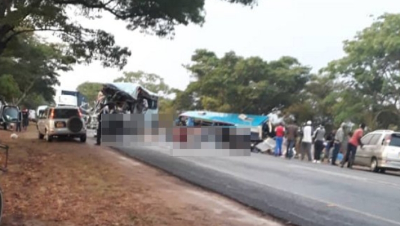 Τραγωδία στη Ζιμπάμπουε: Τουλάχιστον 47 νεκροί από σύγκρουση δύο λεωφορείων