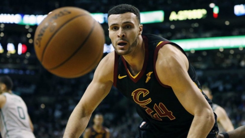 Stop σε Ουόκερ από Νανς (vid)