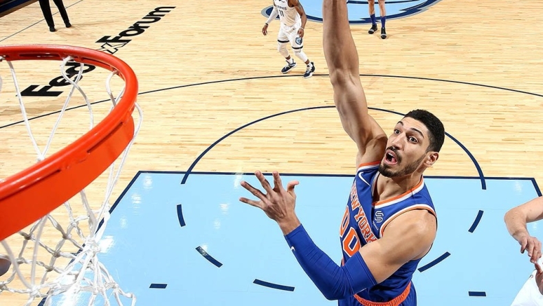 Γκρίζλις-Νικς 98-103