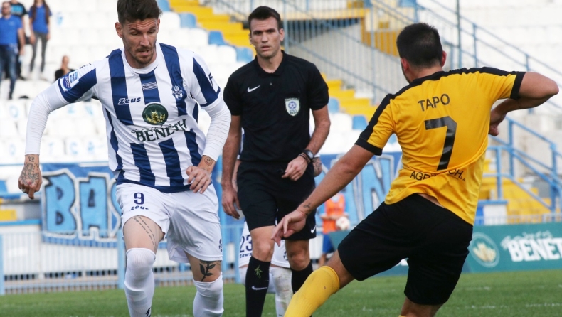 Τέλος κι επίσημα ο Μάντζιος