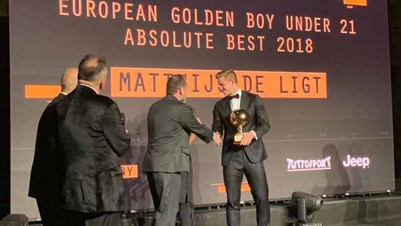 Παρέλαβε το βραβείο για το Golden Boy ο Ντε Λιχτ (pics)