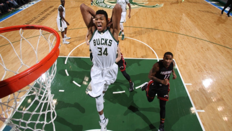 O Γιάννης έχει γενέθλια... (vids)