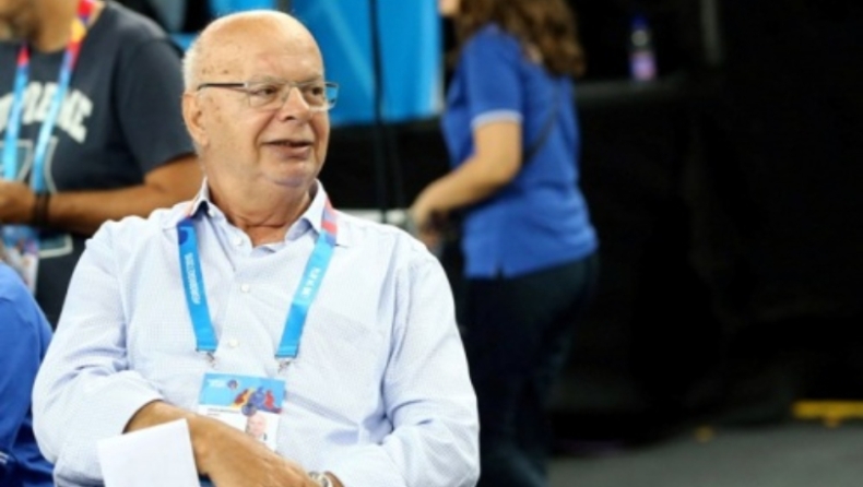 Βασιλακόπουλος: «Προσβλητικό και εξόχως υβριστικό το προς συζήτηση κείμενο»
