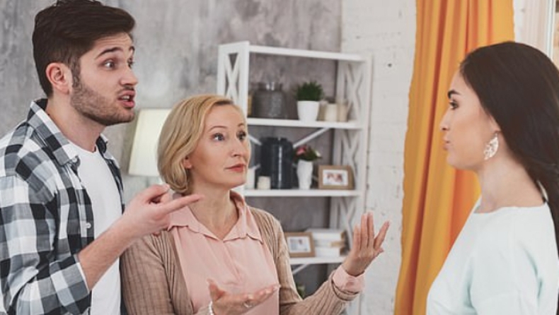 Πήρε test DNA σε όλη την οικογένειά του κι ανακάλυψε πως η αδελφή του έχει διαφορετικό πατέρα! (pic)